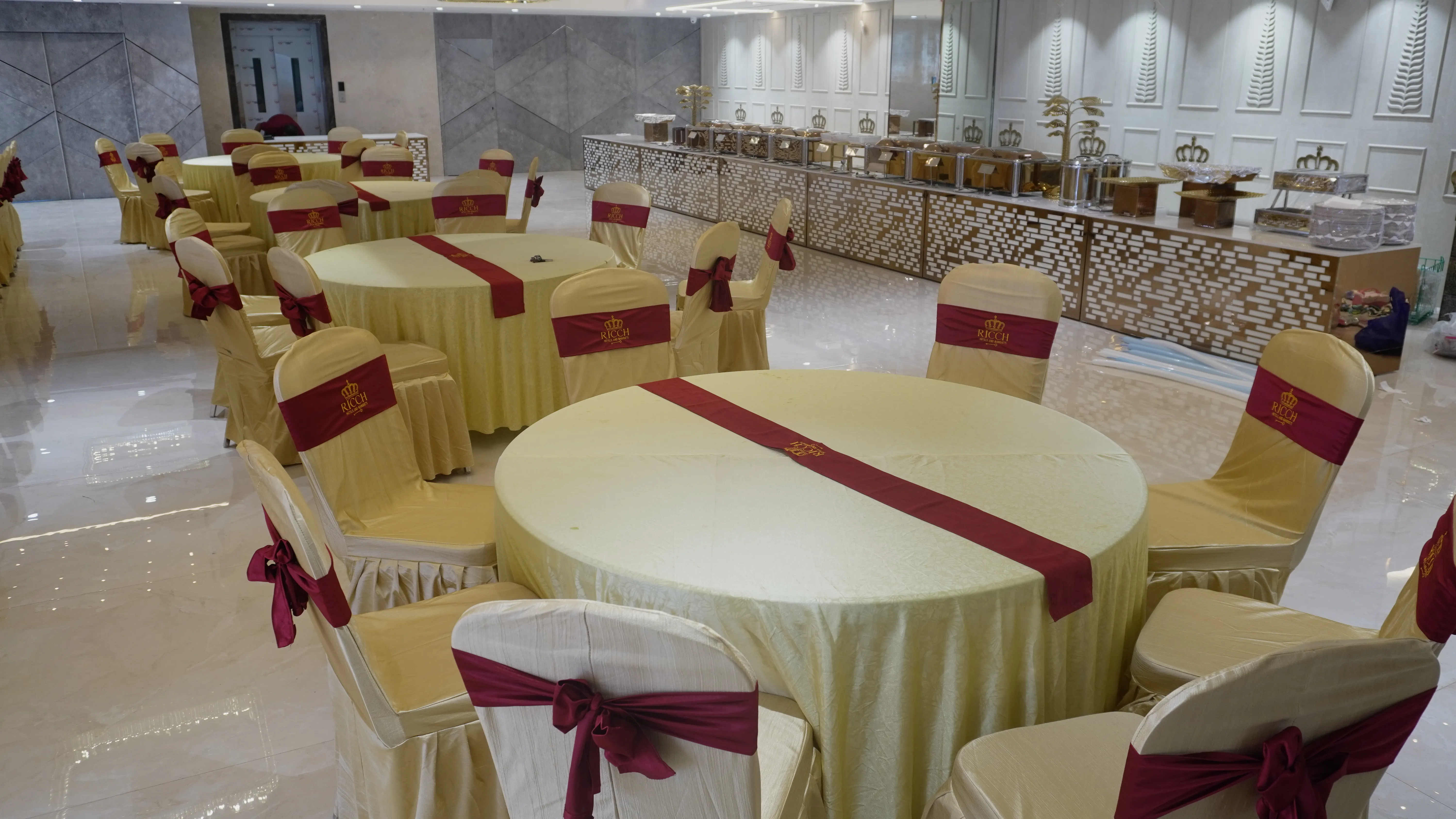 Horizontal image of a vibrant sunset over a beach with gentle waves