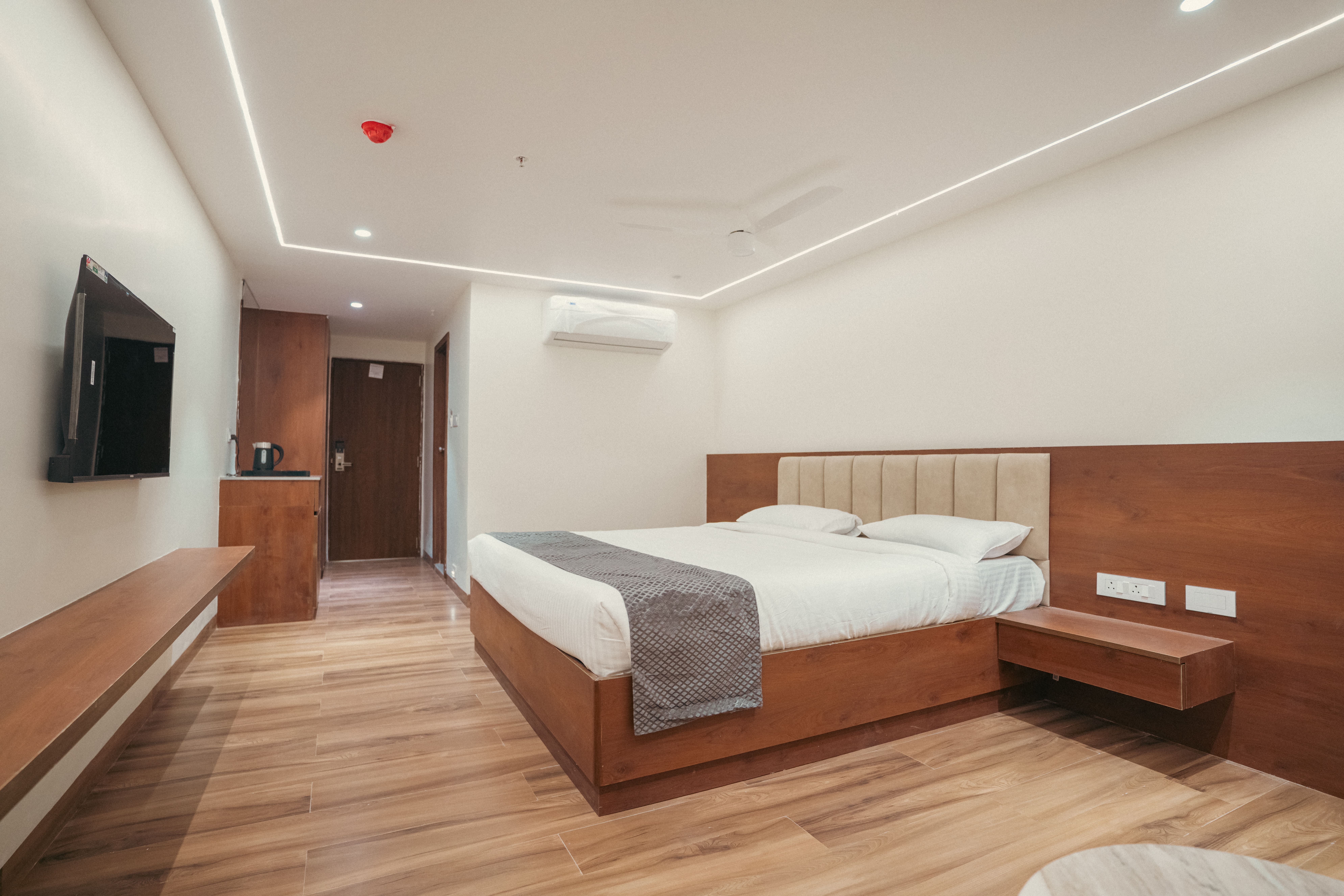 Twin Beds Banner